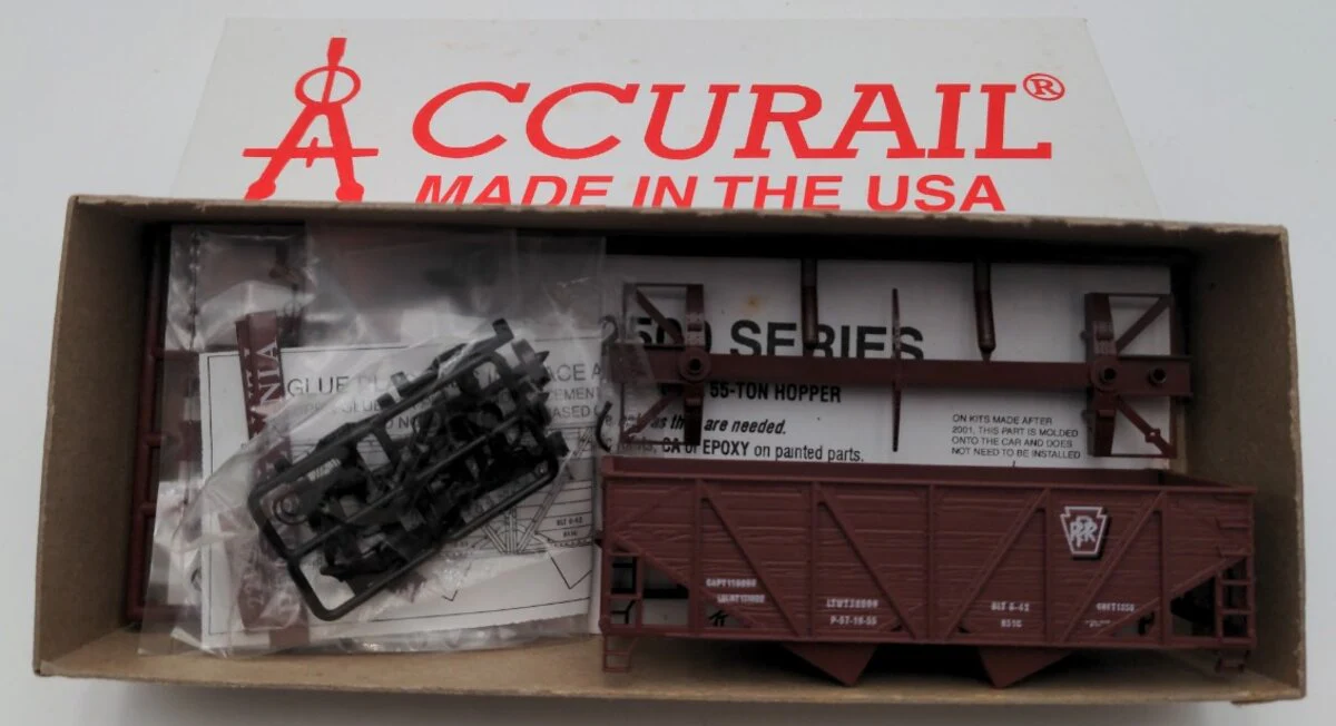 Accurail 221153 HO Scale Pennsylvania 55-Ton Wood-Side Twin Hopper Kit