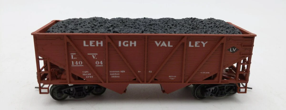 Accurail 92712 HO Scale Lehigh Valley Wood Side Twin Hopper LN/Box - Image 2