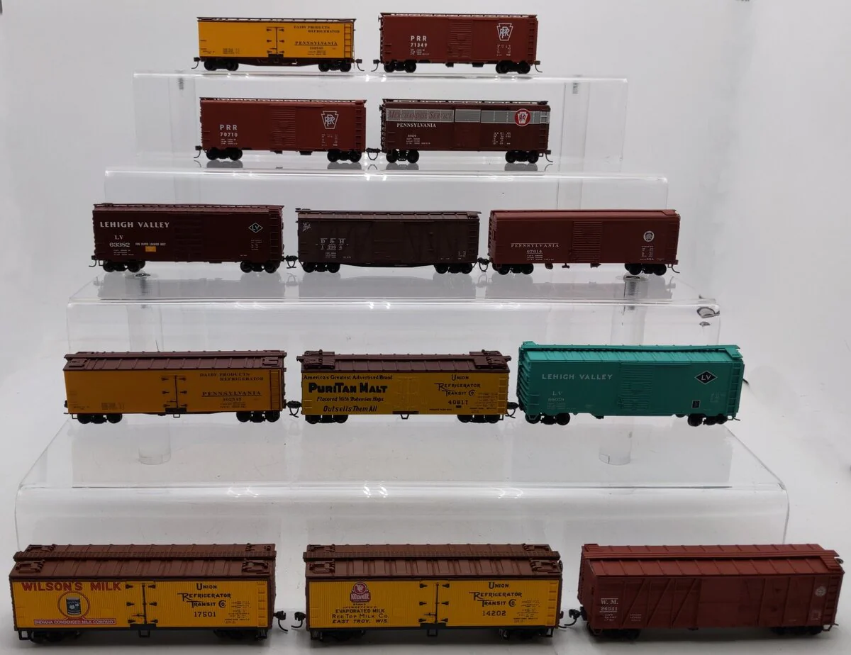 Accurail, Athearn, & Other HO Scale Assorted Boxcars [13] VG