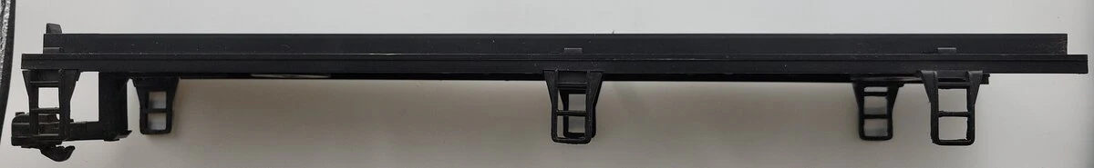 Acme 0210-25 G Scale Black Molded Plastic Bottom Frame - Image 2