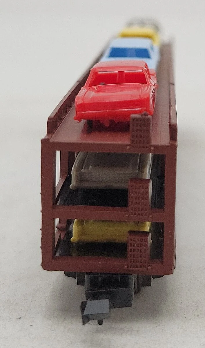 AHM 4902C N Scale ATSF Auto Transporter w/ Cars LN/Box - Image 5