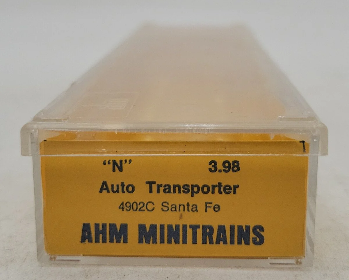 AHM 4902C N Scale ATSF Auto Transporter w/ Cars LN/Box - Image 7