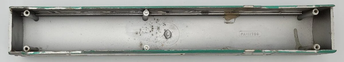 American Flyer 11789 S Scale Silver and Green Painted Columbus Combine Car Shell - Image 4