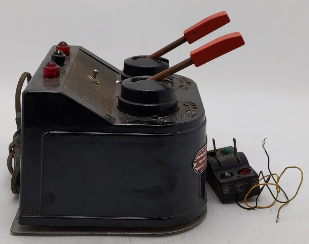 American Flyer 18B Vintage S 190 Watt Transformer - Runs 2 Trains - Image 5
