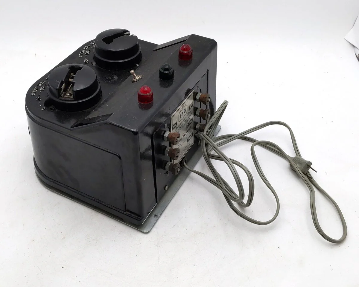 American Flyer 18B Vintage S 190 Watt Transformer - Runs 2 Trains - Image 5