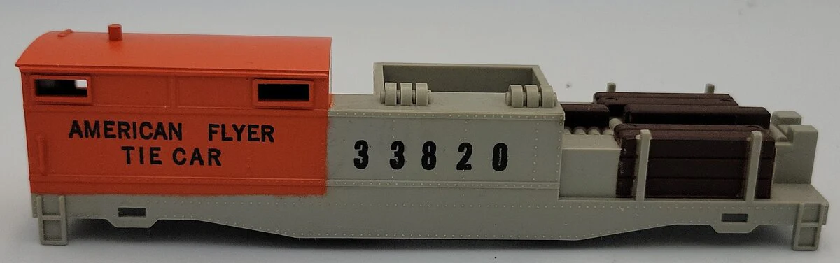 American Flyer 33820 Tie Ejector Car In Separate Sale Box with Hardware - Image 3