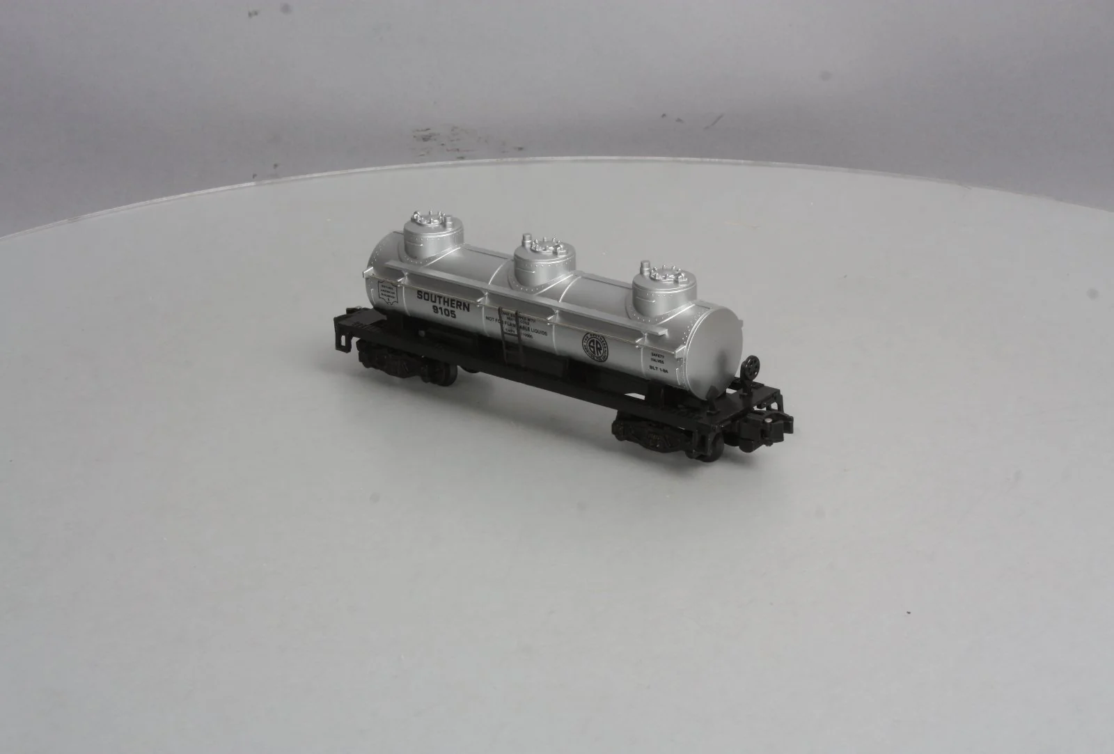 American Flyer 4-9105 S Gauge Southern Triple Dome Tank Car LN/Box - Image 3