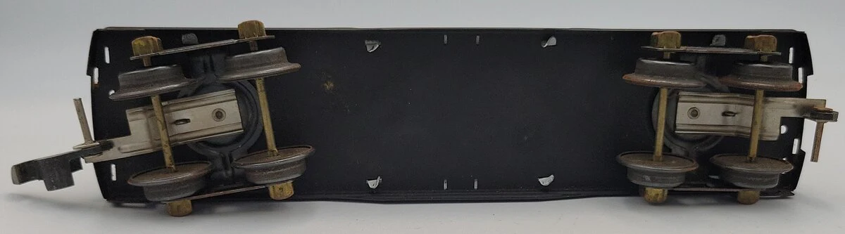 American Flyer 412 O Gauge Tinplate Bordon's Milk Car with Original Box #412 - Image 6