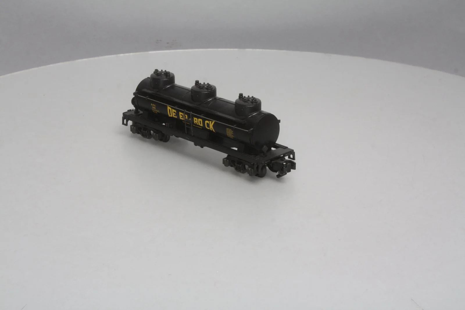 American Flyer 6-48220 S Deep Rock (NASG) 3-Dome Tank Car #1900 EX - Image 3