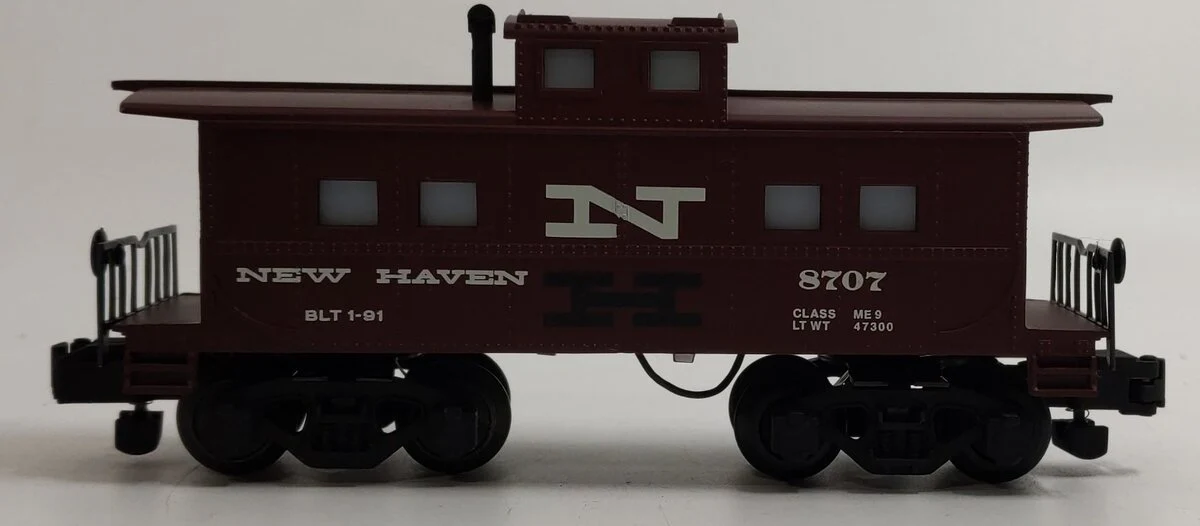 American Flyer 6-48707 S Gauge New Haven Lighted Square Window Caboose #8707 LN/Box - Image 2