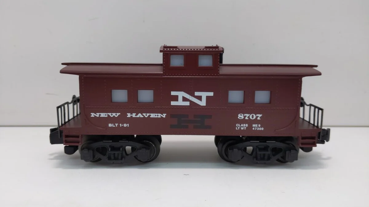 American Flyer 6-48707 S Gauge New Haven Lighted Square Window Caboose #8707 LN/Box - Image 5