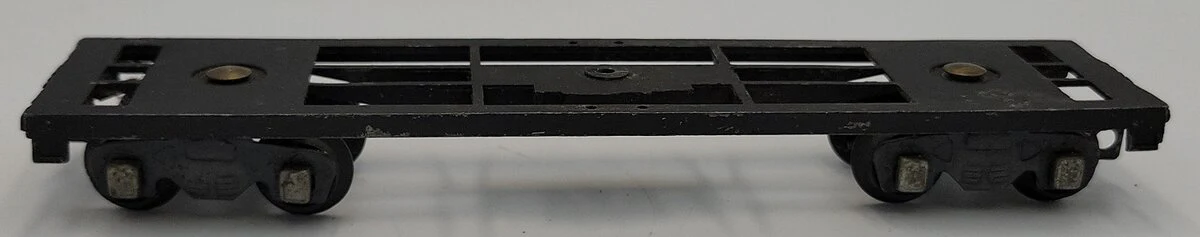 American Flyer PA8955 S Scale Cast Tank Car Frame w/ Trucks - Image 4