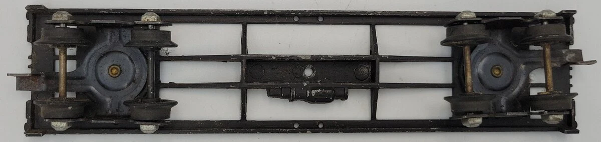 American Flyer PA8955 S Scale Cast Tank Car Frame w/ Trucks - Image 6