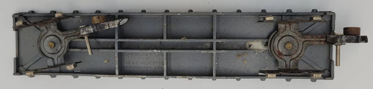 American Flyer PA9952 C.& N.W.R.Y. Cast Gray Floodlight/Logging Frame #42597 - Image 4