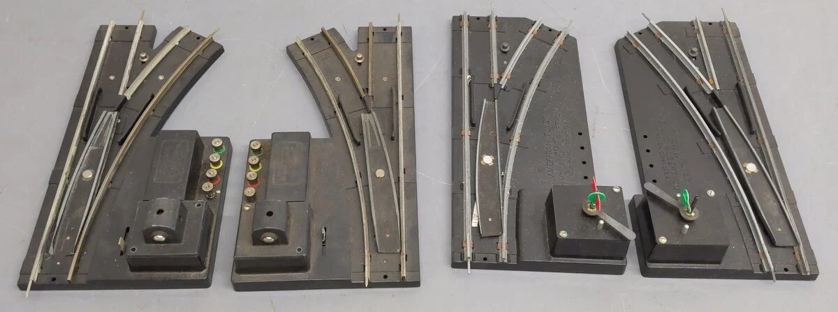American Flyer Vintage S Postwar Left & Right Switches #720 & 722A [4] VG/Box - Image 2