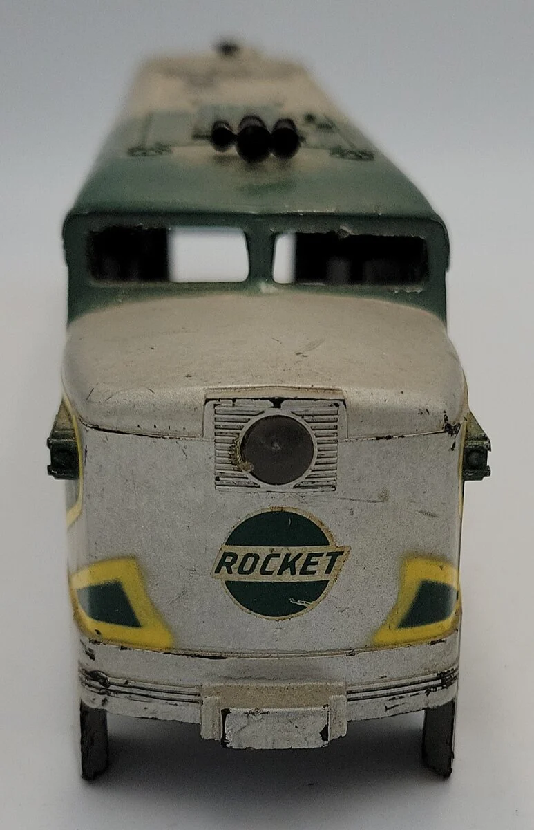 American Flyer XA12DO75-BRP  Yellow/Green Alco Rocket Plastic Diesel Shell #474 - Image 6