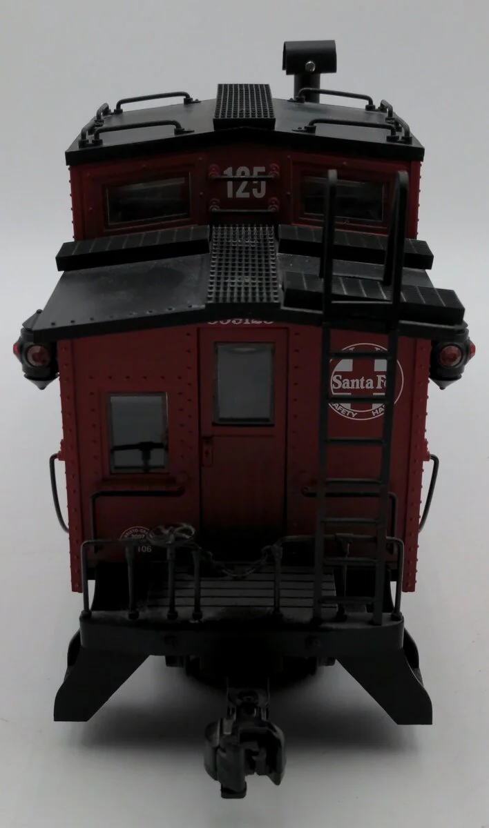 Aristo-Craft 42106 G Santa Fe Long Steel Caboose w/Metal Wheels #999125 EX/Box - Image 5