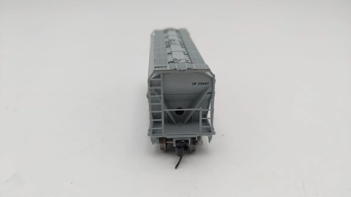 Athearn 23458 N Scale Union Pacific Hopper Car #219687 LN/Box - Image 6