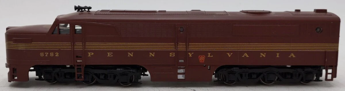 Athearn 3304 HO Scale Pennsylvania RR PA-1 Powered Diesel Locomotive #5752 EX/Box - Image 2