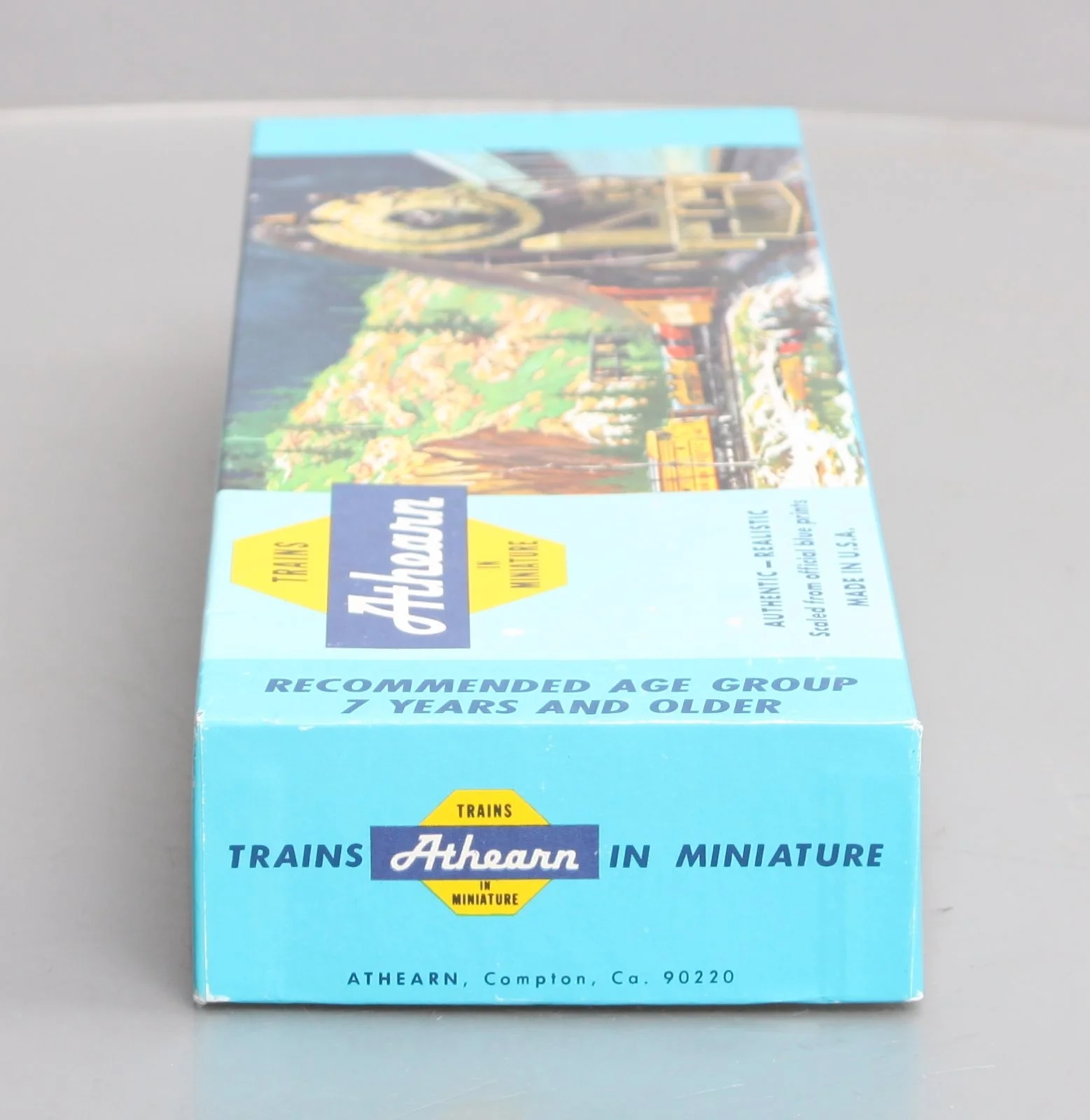 Athearn 4900 HO Undecorated C44-9W Powered Locomotive - Image 12