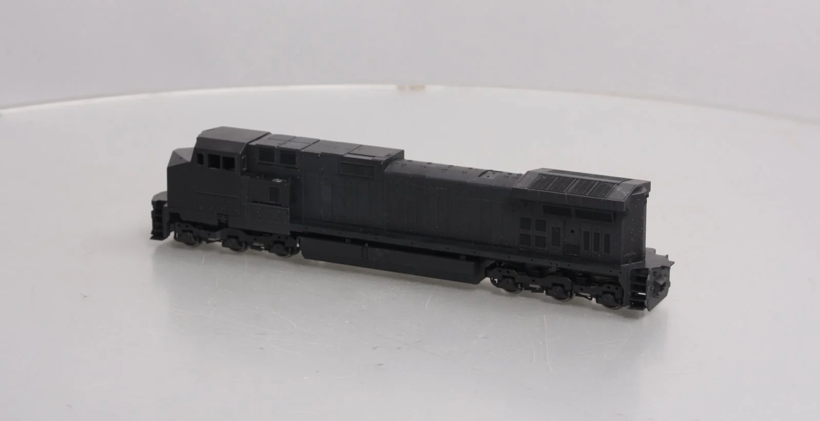 Athearn 4900 HO Undecorated C44-9W Powered Locomotive - Image 2