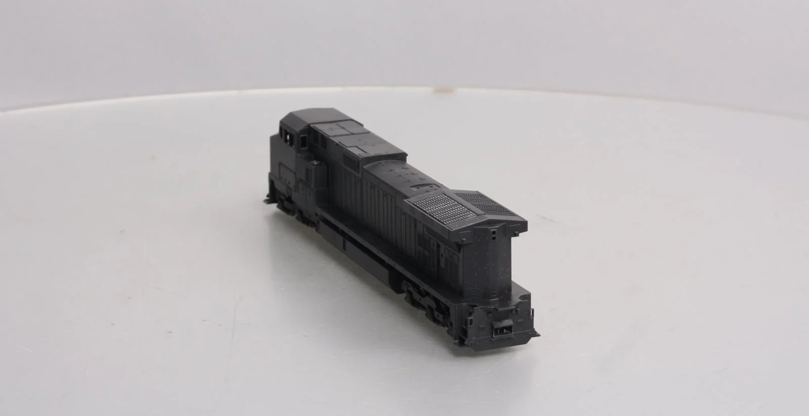 Athearn 4900 HO Undecorated C44-9W Powered Locomotive - Image 3
