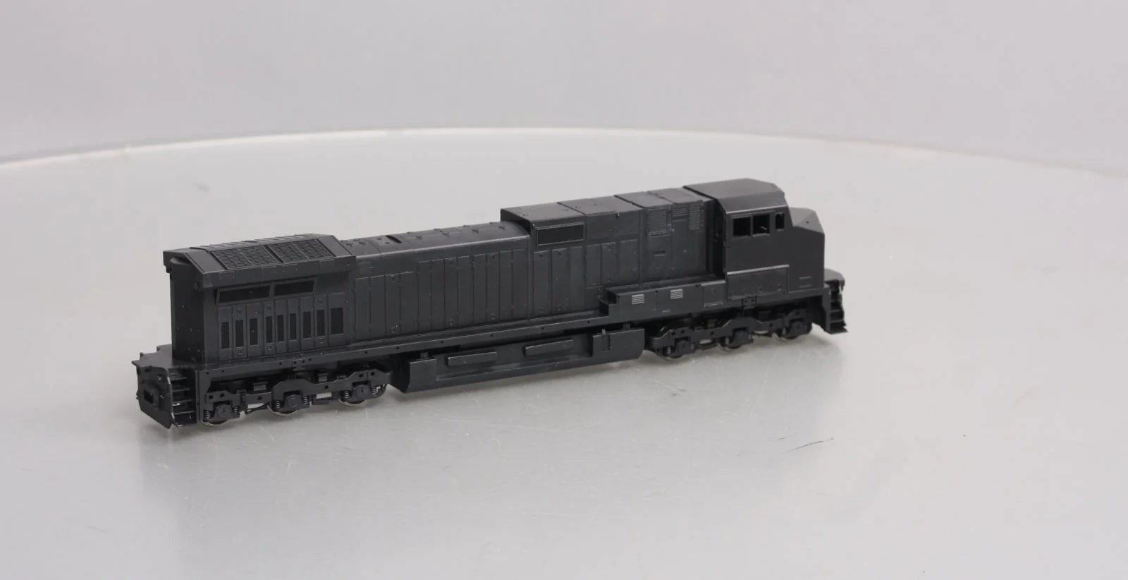 Athearn 4900 HO Undecorated C44-9W Powered Locomotive - Image 5