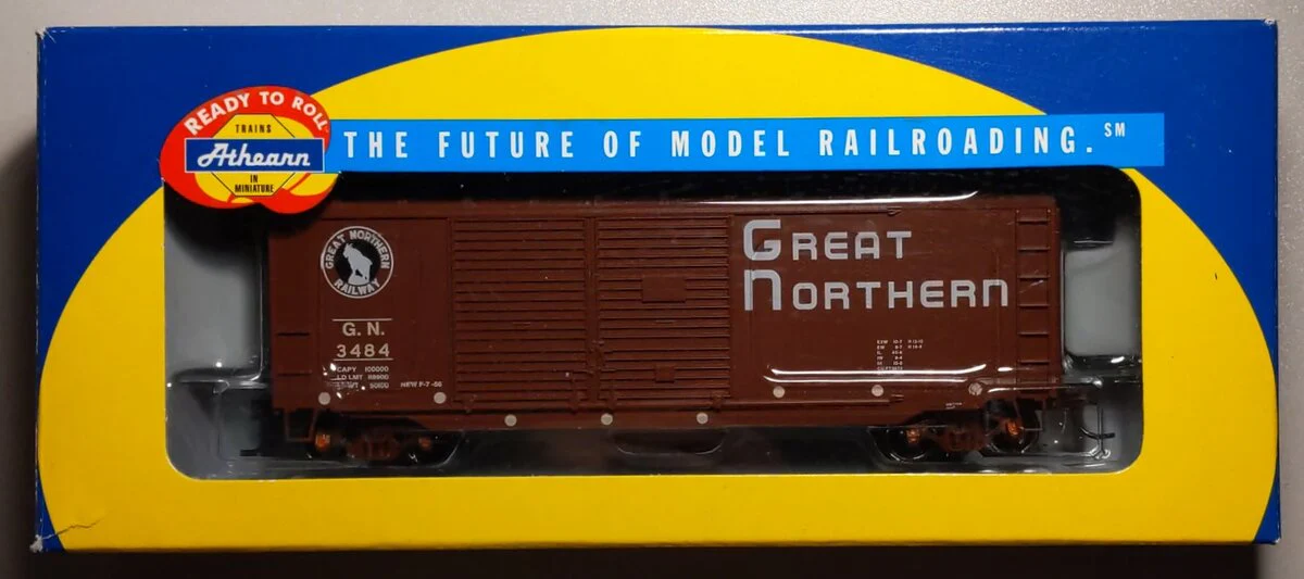 Athearn 70464 HO Scale GN 40' Double Door Boxcar #3484