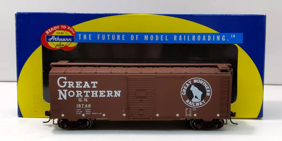 Athearn 70468 HO Scale Great Northern 40' Box Car #18748 - Image 2