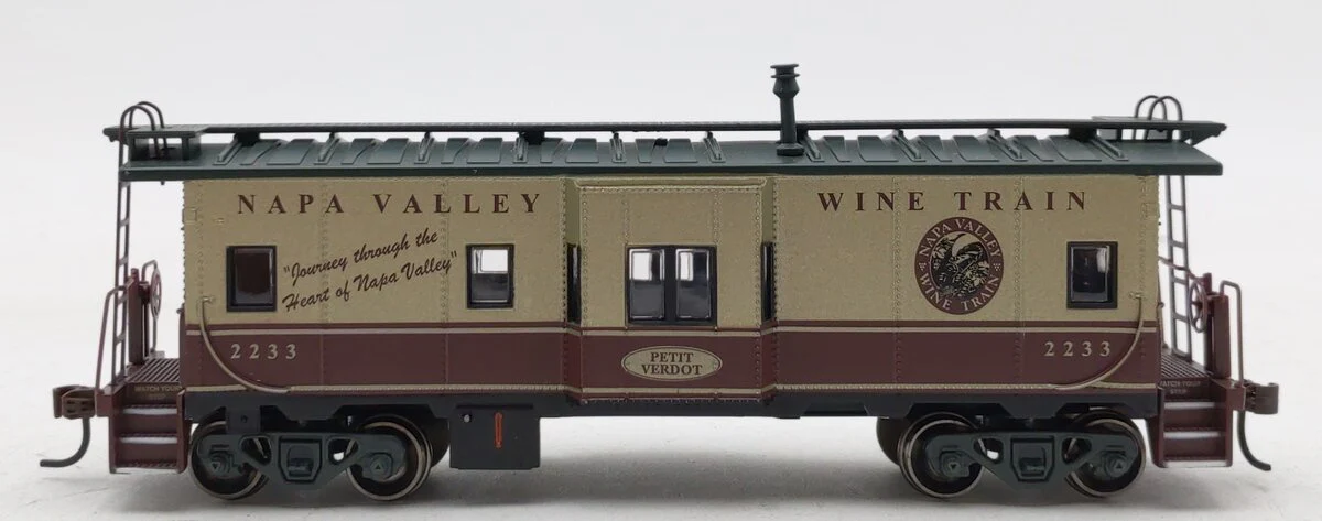 Athearn 8509 HO Napa Valley Wine Train "Petit Verdot" Bay Window Caboose LN/Box - Image 2