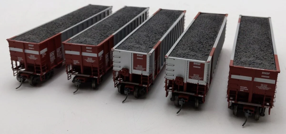 Athearn 93038 HO Burlington Northern Santa Fe BethGon Coalporter (Pack of 5) EX/Box - Image 5