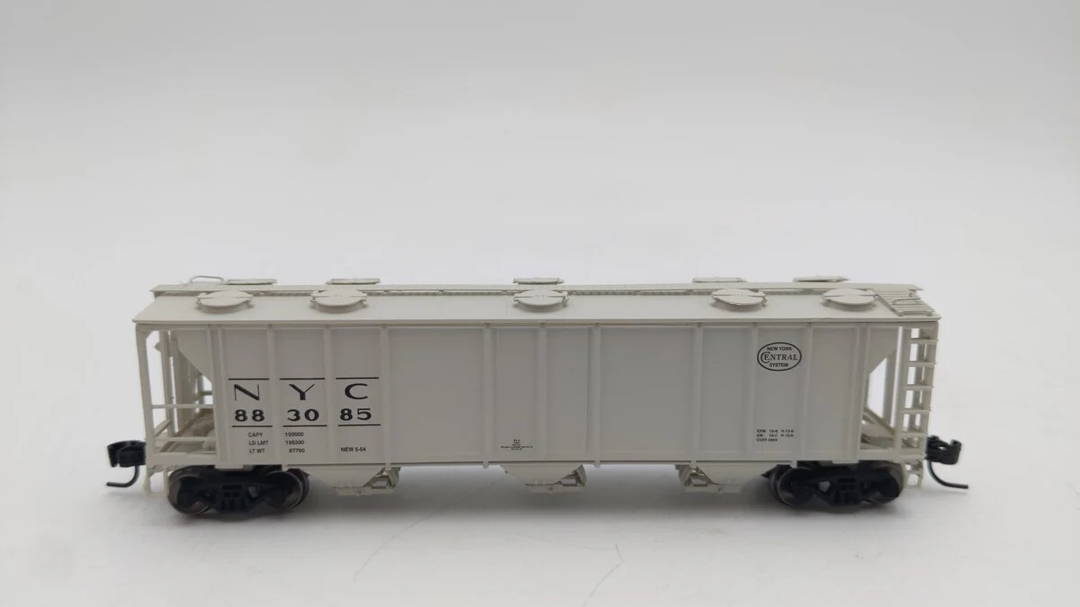 Athearn ATH-1727 N Scale New York Central Covered Hopper #883085 LN/Box - Image 2