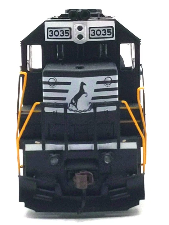 Athearn ATH18266 HO Scale Norfolk Southern GP40-2 Diesel Locomotive DC #3035 LN/Box - Image 5