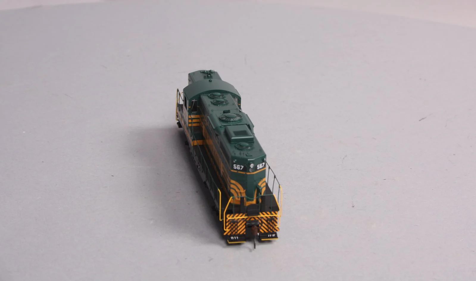Athearn G62488 HO Scale Maine Central EMD GP7 Diesel Locomotive #567 LN/Box - Image 5