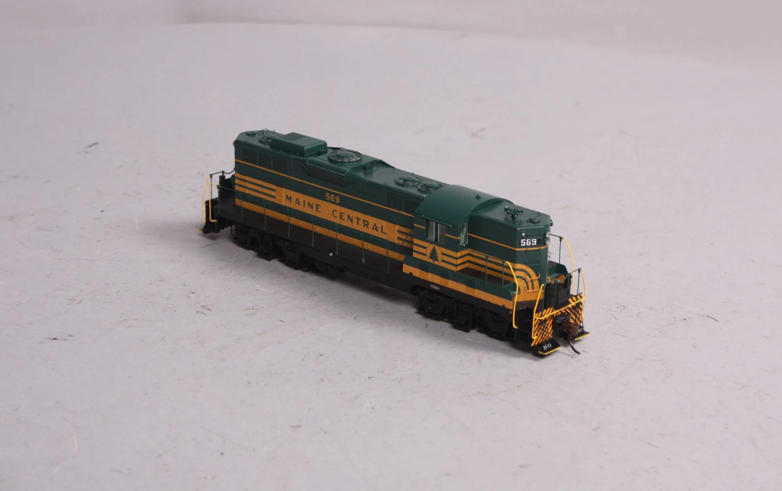 Athearn G62490 HO Scale Maine Central EMD GP7 Diesel Locomotive #529 LN/Box - Image 8