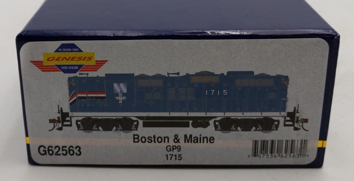 Athearn G62563 HO Scale Boston & Maine GP9 Diesel Locomotive #1715 LN/Box - Image 7