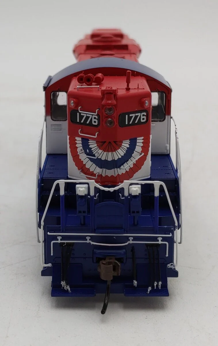 Athearn G82246 HO Bangor and Aroostook Railroad GP7 Diesel Locomotive #1776 LN/Box - Image 6
