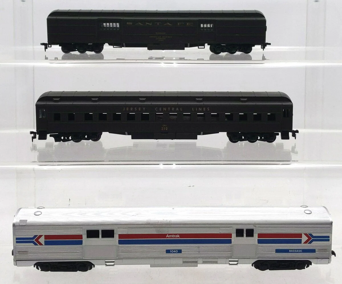 Athearn HO Assorted Passenger Cars: 1040, 310, 1820 [3] VG/Box - Image 3