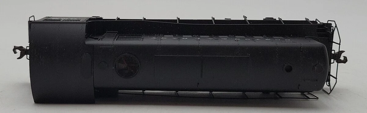 Atlas 10001591 HO Scale Boston & Albany HH660 Diesel Locomotive #682 LN/Box - Image 3