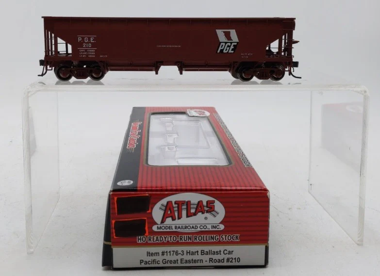 Atlas 1176-3 HO Scale PGE HO RTR 70-Ton Hart Ballast Hopper #210 LN/Box