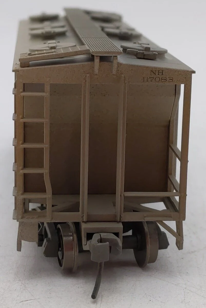 Atlas 17206 HO Scale New Haven Custom Weathered Covered Hopper #117083/Box - Image 5