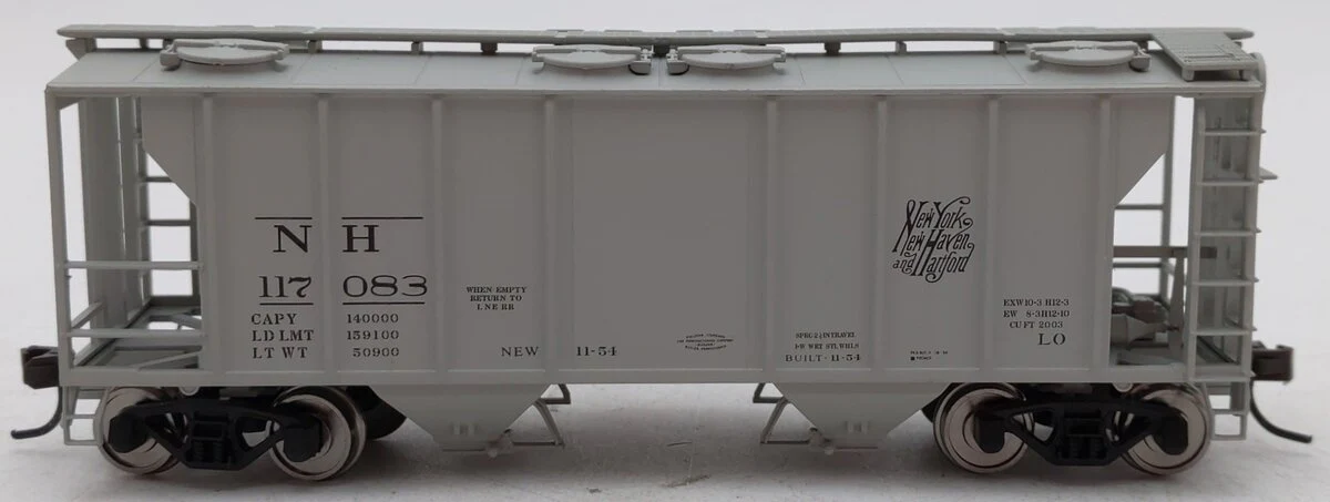 Atlas 17206 HO Scale New Haven PS-2 Covered Hopper #117083 LN/Box - Image 2
