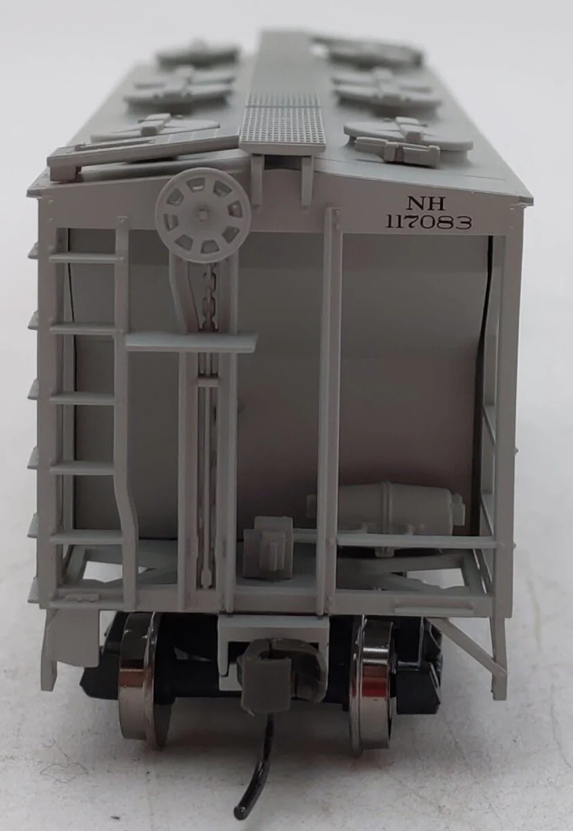 Atlas 17206 HO Scale New Haven PS-2 Covered Hopper #117083 LN/Box - Image 5
