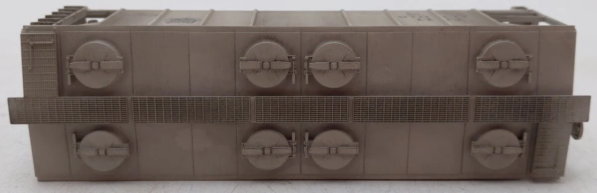 Atlas 1814 HO Scale New Haven PS-2 2-Bay Custom Weathered Covered Hopper #117015/Box - Image 8