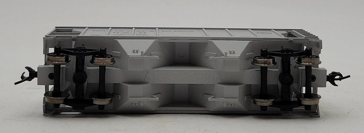 Atlas 1848-2 HO Scale Delaware & Hudson PS-2 Covered Hopper Car #12065 LN/Box - Image 4
