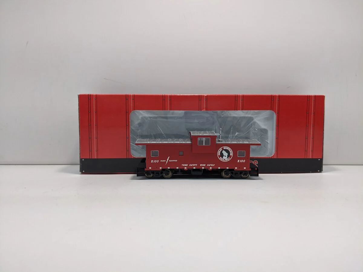 Atlas 1921-1 HO GN Extended Vision Caboose