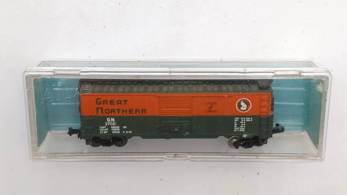 Atlas 2204 N Scale Great Northern 41' Box Car #27024 EX