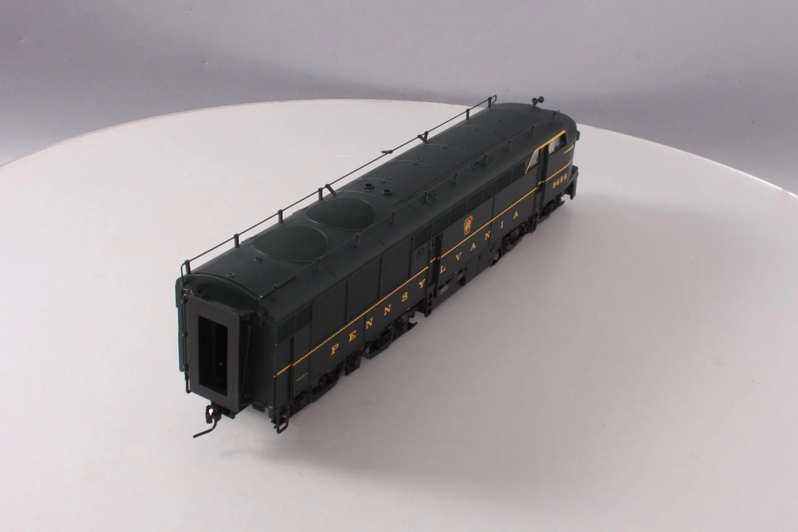 Atlas 2216-1 O Scale Pennsylvania Erie-Built Locomotive #9456A (2-Rail) NIB - Image 4