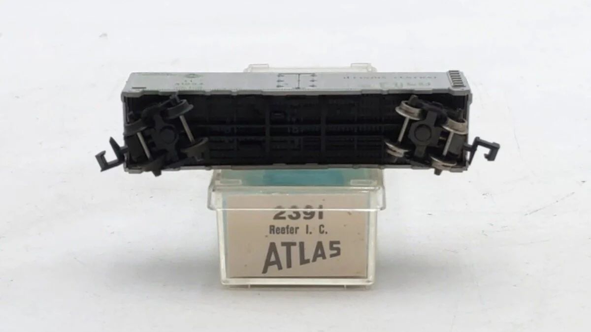 Atlas 2391 N Scale Illinois Central Box Car #51004 LN/Box - Image 2