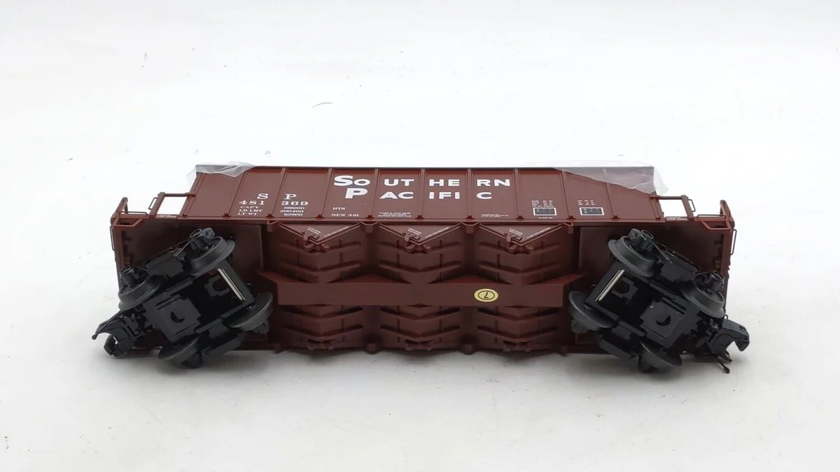 Atlas 3001465-3 O Gauge Southern Pacific Rapid Discharge Hopper #481369 (3-Rail) LN/Box - Image 5